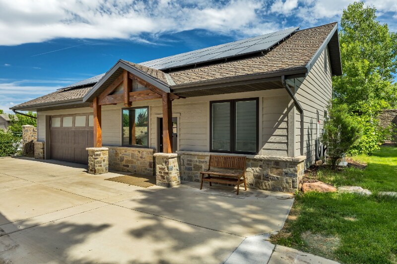 2435 E Lambourne Ave in Salt Lake City, UT - Building Photo