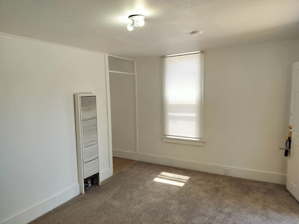 2656 Adams Ave in Ogden, UT - Building Photo