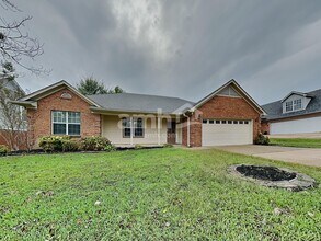 3433 Sundial Dr in Hernando, MS - Building Photo - Building Photo