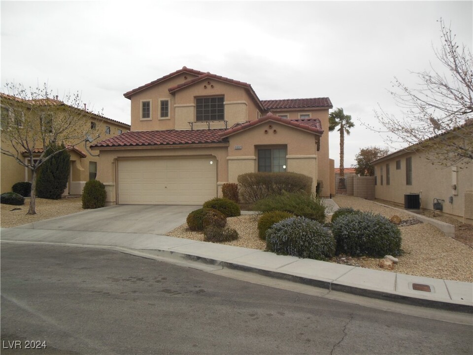 5532 S Spearfish Lake Ct in Las Vegas, NV - Foto de edificio