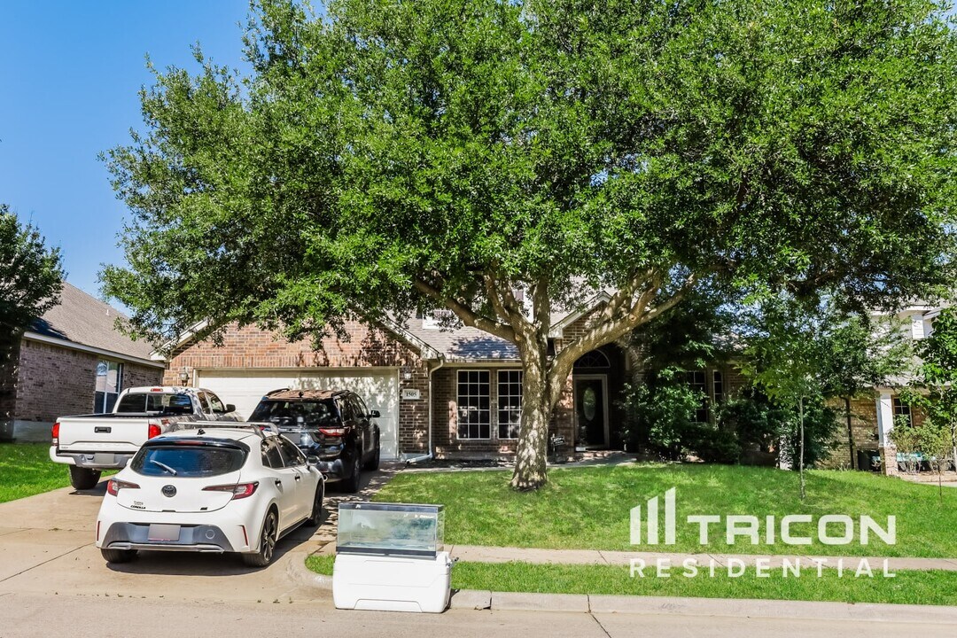 1505 Parkside Dr in Mansfield, TX - Building Photo