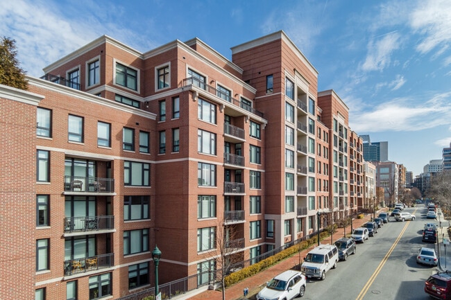 Hampden Row in Bethesda, MD - Building Photo - Building Photo