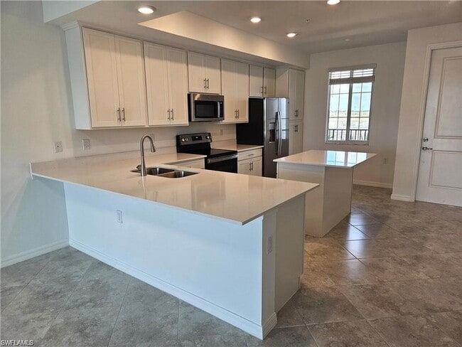 6046 National Blvd in Ave Maria, FL - Building Photo - Building Photo