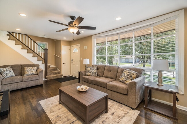 356 W Morris Ave