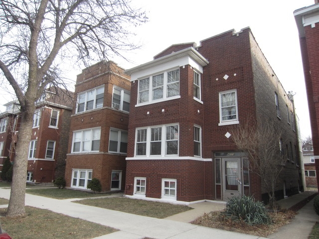 4525 S Christiana Ave in Chicago, IL - Building Photo