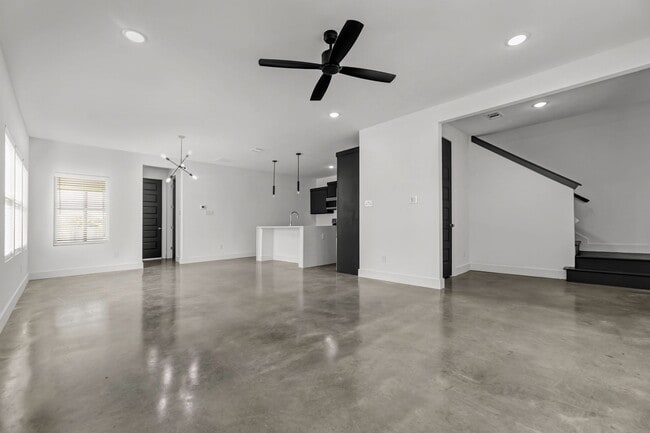 3013 Alpha Wolf Ct in College Station, TX - Building Photo - Building Photo