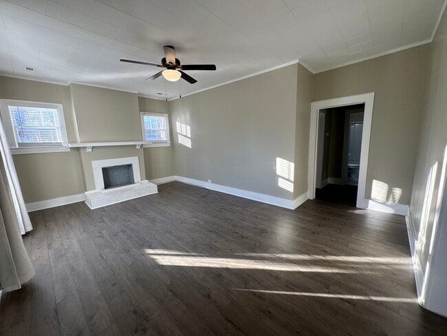 517 Malone Cir in Florence, AL - Foto de edificio - Building Photo