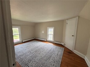 77 Cleveland Ave in Elmira, NY - Building Photo - Building Photo