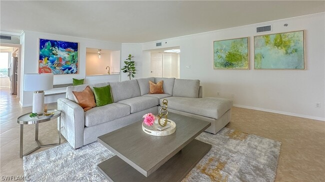 4251 Gulf Shore Blvd N