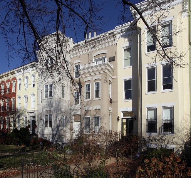 610 E Capitol St NE in Washington, DC - Building Photo - Building Photo