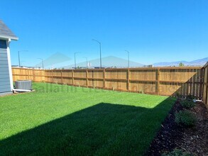 740 Thrice Lp in Belgrade, MT - Building Photo - Building Photo