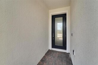 392 Nine Iron Dr in Davenport, FL - Building Photo - Building Photo