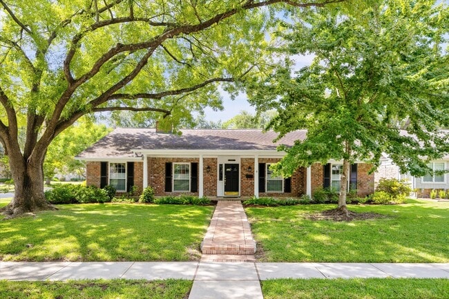 property at 10603 Lynbrook Dr