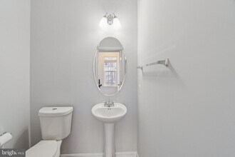 5611 Hartfield Ave in Camp Springs, MD - Building Photo - Building Photo