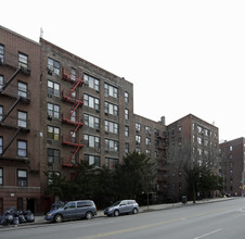 2260 University Ave in Bronx, NY - Building Photo - Building Photo