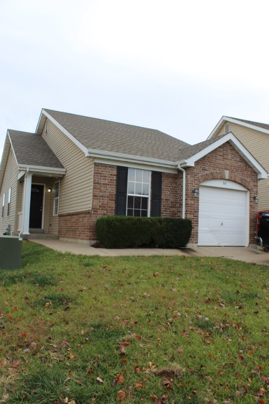 property at 32 Brushy Brook Ct