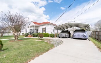 9 Lowell St in Richmond, VA - Building Photo - Building Photo