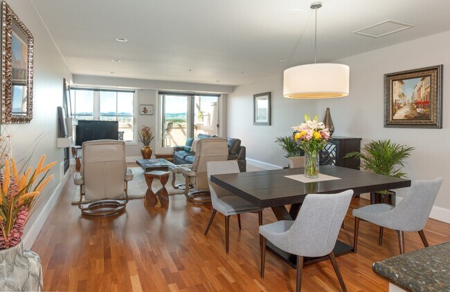 1560 Blake St in Denver, CO - Building Photo - Building Photo