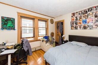 200 Calumet St in Boston, MA - Foto de edificio - Building Photo