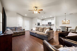 1210 Preston Trails in Wolfforth, TX - Building Photo - Building Photo