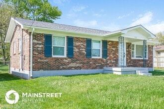 3114 Tara Gale Dr, Unit 2 in Louisville, KY - Foto de edificio - Building Photo