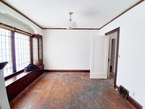 13705 Glendale Ave in Cleveland, OH - Building Photo - Building Photo