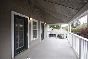 1126-1128 E 29th Ave in Spokane, WA - Building Photo