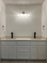 714 Parkview Cir in Hewitt, TX - Building Photo - Building Photo