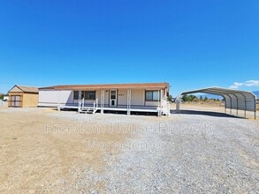 1860 W Wilson Rd in Pahrump, NV - Building Photo - Building Photo
