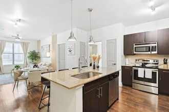 5445 Town and Country Blvd in Frisco, TX - Foto de edificio - Building Photo