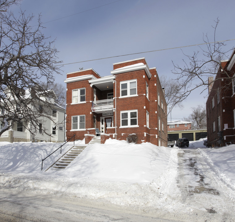 Shirley Apartments in Omaha, NE - Building Photo