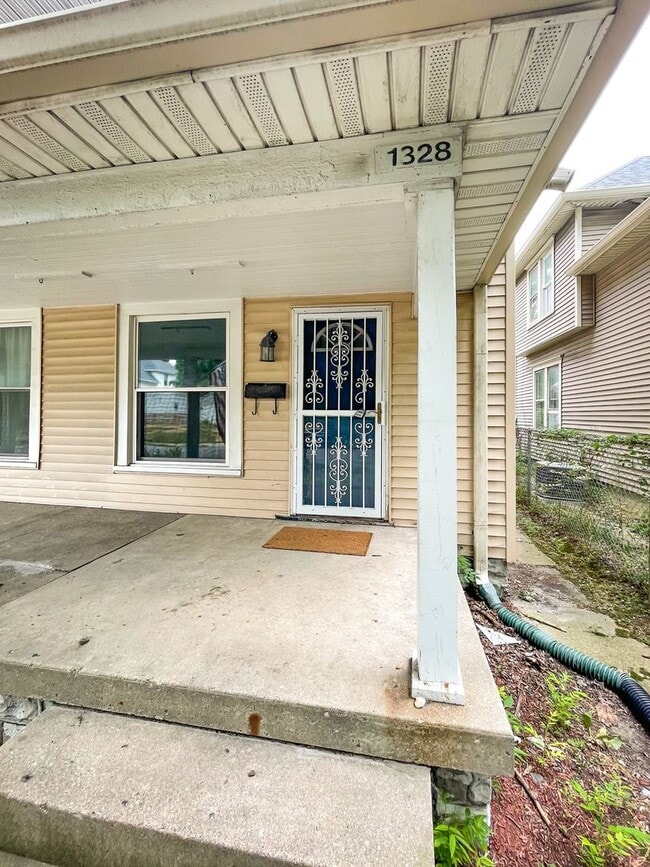 1330-1330 Leonard St in Indianapolis, IN - Building Photo - Building Photo