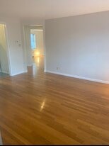 7 Berry St in Danvers, MA - Building Photo