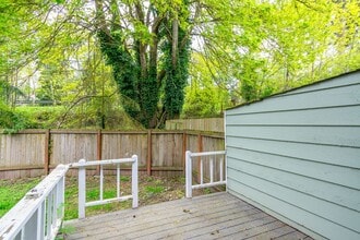 1282 NW Lanyard Loop in Oak Harbor, WA - Building Photo - Building Photo