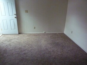 725 S 16th Ave in Caldwell, ID - Foto de edificio - Building Photo