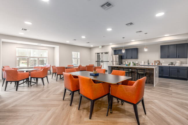 Eagle Park Vistas in Hanover, MD - Building Photo - Interior Photo
