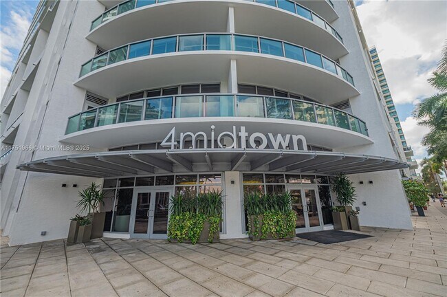 3301 NE 1st Ave, Unit # M0703 in Miami, FL - Building Photo - Building Photo