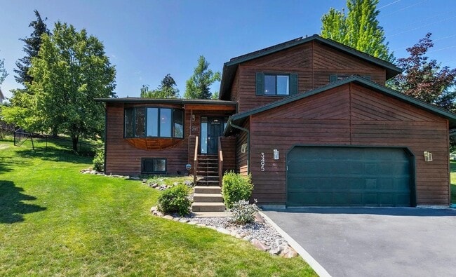 property at 3495 Cathy Ct