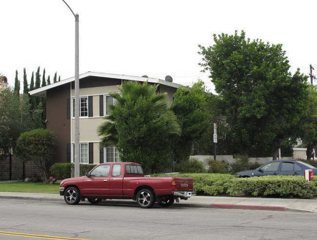 12 E Colorado Blvd in Arcadia, CA - Building Photo - Building Photo