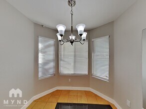 5304 Del Lago Dr in Las Vegas, NV - Building Photo - Building Photo