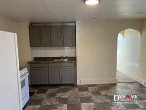 612 W 11th St in Sioux Falls, SD - Building Photo - Building Photo