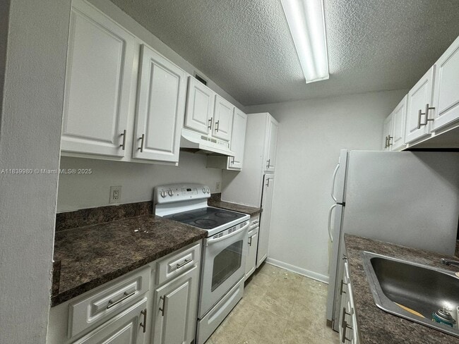property at 4321 W McNab Rd