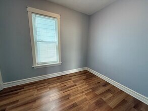 2943 N Allen Ave in Chicago, IL - Building Photo - Building Photo