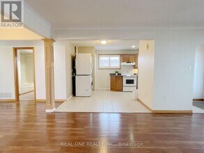 25 Terrace Dr in Hamilton, ON - Building Photo - Building Photo
