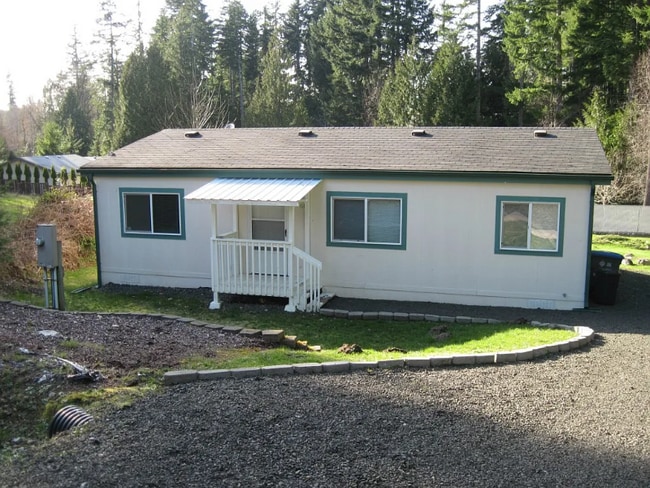 property at 61 SE Barberry Pl