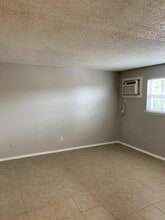 210 Hendricks Blvd in Chattanooga, TN - Building Photo - Building Photo