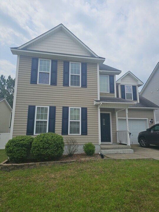 52 British Ln in Cameron, NC - Building Photo