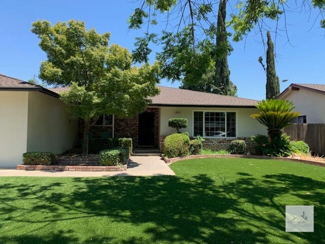 6630 N Chance Ave in Fresno, CA - Building Photo - Building Photo