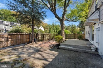 433 Haverford Rd in Wynnewood, PA - Foto de edificio - Building Photo