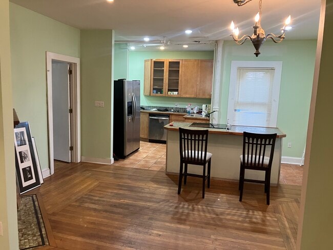 32 Huntington St, Unit 32 Huntington in Manchester, CT - Building Photo - Building Photo